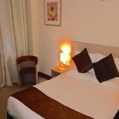 Отель DEVONCOVE Глазго комната для гостей
