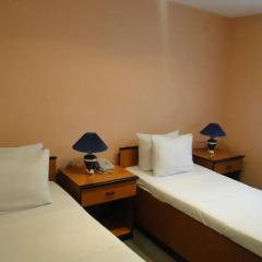 Hotel Caspian 3* Стандартный номер с 2 отдельными кроватями