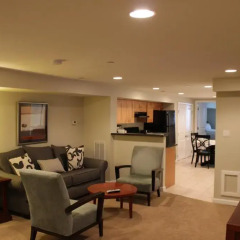 Отель Lovely Lower Level комната для гостей фото 5