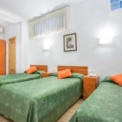 Отель Hostal Ramos Стандартный номер с различными типами кроватей фото 3