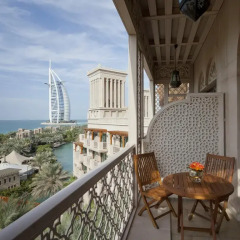 Отель Jumeirah Al Qasr - Madinat Jumeirah 5* Улучшенный номер с различными типами кроватей фото 5