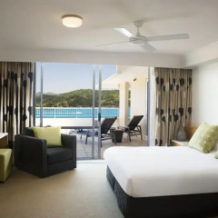 Reef View Hotel 4* Люкс с различными типами кроватей фото 4