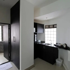 Отель East Suites Представительский люкс с разными типами кроватей фото 8