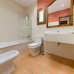 Отель Apartamentos Villafaro Испания, Кониль-де-ла-Фронтера - отзывы, цены и фото номеров - забронировать отель Apartamentos Villafaro онлайн ванная