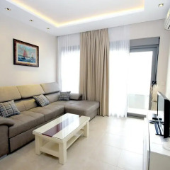 Отель Butua Residence 4* Улучшенные апартаменты с различными типами кроватей фото 14