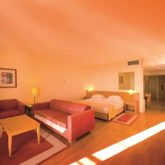 Отель Vila Gale Ampalius 4* Улучшенный номер с различными типами кроватей фото 3