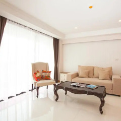 Отель Rocco Huahin Condominium Люкс с различными типами кроватей фото 10