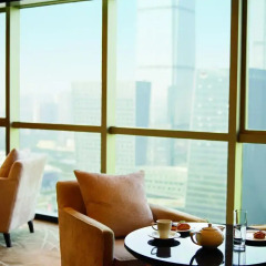Отель Sheraton Shenzhen Futian Hotel Китай, Шэньчжэнь - отзывы, цены и фото номеров - забронировать отель Sheraton Shenzhen Futian Hotel онлайн балкон