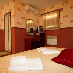 Отель Rai Guest House Шумен в номере фото 2