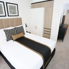 Alex Perry Hotel & Apartments комната для гостей фото 2