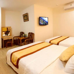 Galaxy 3 Hotel 3* Улучшенный семейный номер с двуспальной кроватью фото 2