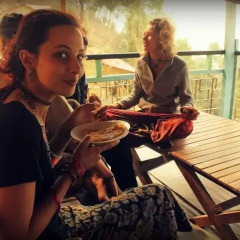 Отель Kathmandu Eco Hostel Непал, Катманду - отзывы, цены и фото номеров - забронировать отель Kathmandu Eco Hostel онлайн приотельная территория фото 2