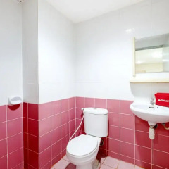 Отель ZEN Rooms Ramkhamhaeng Mansion ванная