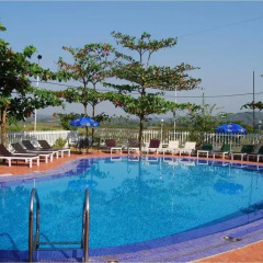 Отель Palmarinha Resort & Suites Гоа бассейн