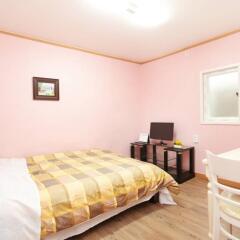 Отель Cozy Place In Itaewon Сеул комната для гостей фото 2
