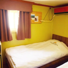 Yakorea Hostel Itaewon Номер Делюкс фото 4