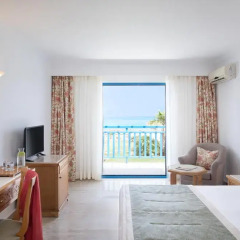 Отель Mitsis Rinela Beach Resort & Spa - All Inclusive 5* Стандартный номер с различными типами кроватей фото 7