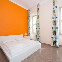 Wombats City Hostel Budapest бассейн фото 2