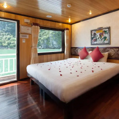Отель Halong Legacy Legend Cruise 3* Номер Делюкс с различными типами кроватей фото 4