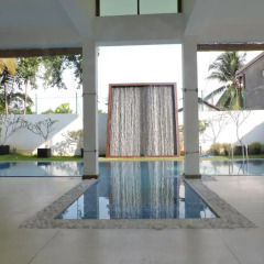 Отель Binnacle Negombo бассейн