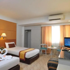 Hotel Beverly Plaza 3* Стандартный номер с различными типами кроватей фото 2