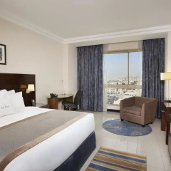 DoubleTree by Hilton Hotel Aqaba 5* Стандартный номер с различными типами кроватей фото 4