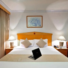 Отель Admiral Suites Sukhumvit 22 By Compass Hospitality 4* Номер Делюкс фото 2