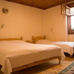 Отель Bobi Guest House 2* Стандартный номер с различными типами кроватей фото 8