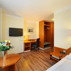 Bellevue Hotel 3* Стандартный номер фото 8