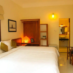 Отель Charming Homestay 3* Улучшенный номер с различными типами кроватей фото 2