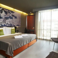 Sino House Phuket Hotel 3* Улучшенный номер с различными типами кроватей фото 4