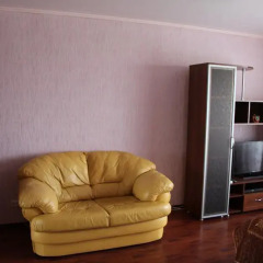 Гостиница 33 Kvartirki Apartment on Ulitsa Rossiyskaya 10 в Уфе отзывы, цены и фото номеров - забронировать гостиницу 33 Kvartirki Apartment on Ulitsa Rossiyskaya 10 онлайн Уфа комната для гостей фото 3