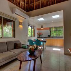 Отель Riviera Maya Suites Бунгало с различными типами кроватей фото 29