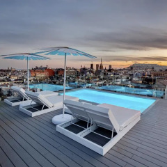 Yurbban Trafalgar Hotel пляж