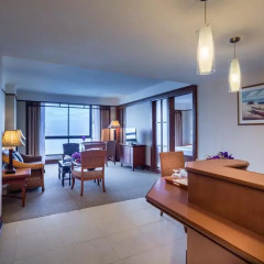 Отель Cholchan Pattaya Beach Resort 4* Улучшенный номер с различными типами кроватей фото 6