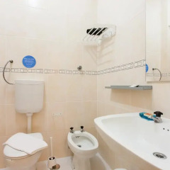 Отель Bed at Lisbon Graça ванная