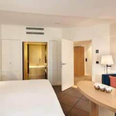 Отель Hôtel Opéra Richepanse 4* Люкс с различными типами кроватей фото 13