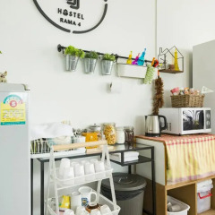 T Hostel @ Rama 4 Бангкок питание