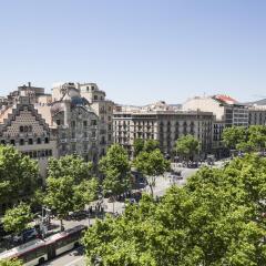 Отель Godó Luxury Apartment Passeig de Gracia Испания, Барселона - отзывы, цены и фото номеров - забронировать отель Godó Luxury Apartment Passeig de Gracia онлайн балкон