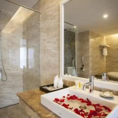 Muong Thanh Holiday Hoi An Hotel 4* Номер Делюкс с различными типами кроватей фото 2