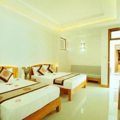 Отель Riverside Plum Garden Homestay 2* Улучшенный номер с различными типами кроватей фото 5