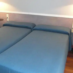 Отель Apartamentos Descartes Барселона спа фото 2