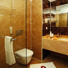 Green Suada Hotel ванная