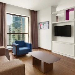 Ramada Hotel & Suites by Wyndham JBR 4* Номер Делюкс