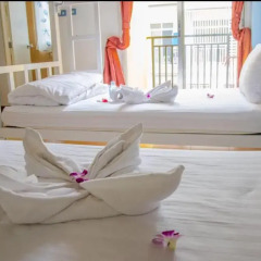 Отель B & L Guesthouse спа