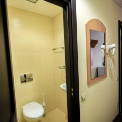 7 Days City Hotel 2* Стандартный номер фото 8