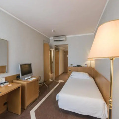 Caesars Hotel 4* Стандартный номер с различными типами кроватей фото 6