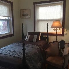 Отель Ledroit Park Renaissance Bed and Breakfast 3* Номер с общей ванной комнатой с различными типами кроватей (общая ванная комната) фото 6