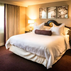Отель Crowne Plaza Los Angeles-Commerce Casino комната для гостей фото 2