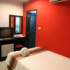 Отель Pj Patong Resortel 3* Номер категории Эконом фото 4